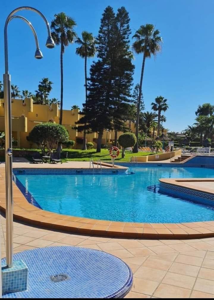 Atlantic Garden Andrew Apartments Pool Air Conditioning Коральео Экстерьер фото